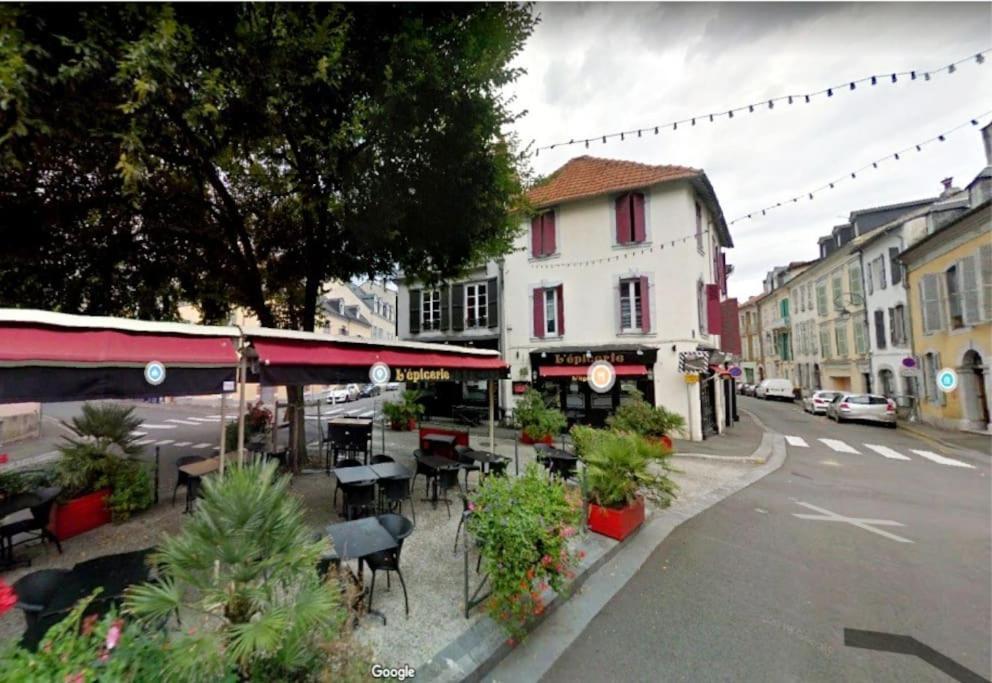 T2 De Charme, Centre Ville Historique De Tarbes Exterior photo